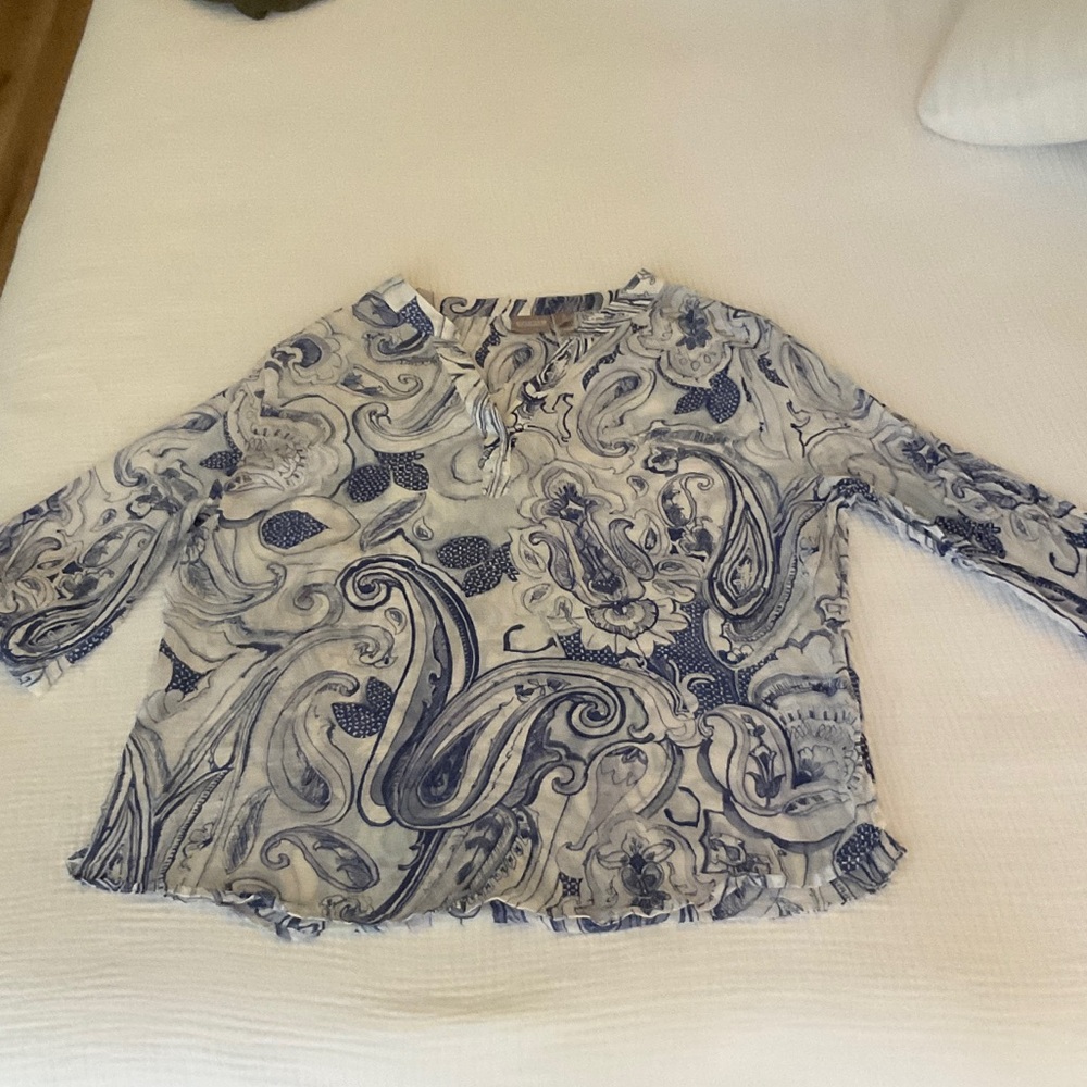 Chico's Blue and White Paisley Print Blouse 100% cotton